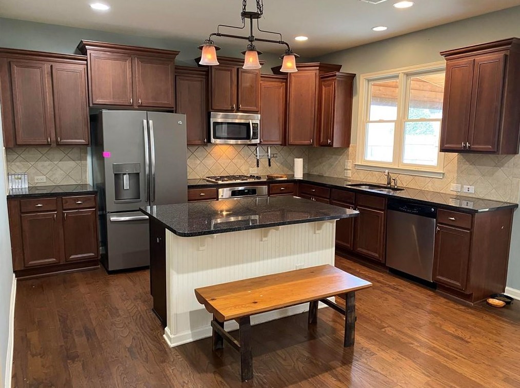 1310 Liberty Ln, Cumming, GA 30040-1619