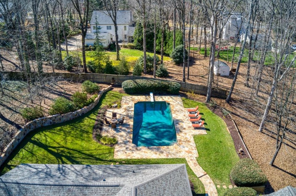 580 Vly Hall Dr, Atlanta GA 30350-4631 exterior