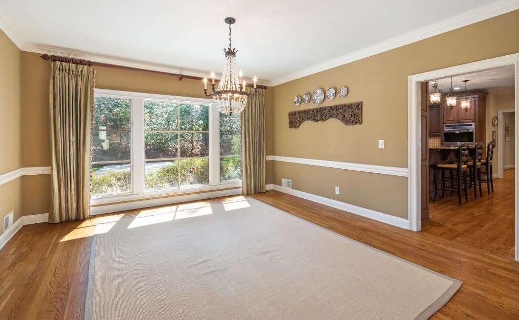 580 Vly Hall Dr, Atlanta GA 30350-4631 exterior