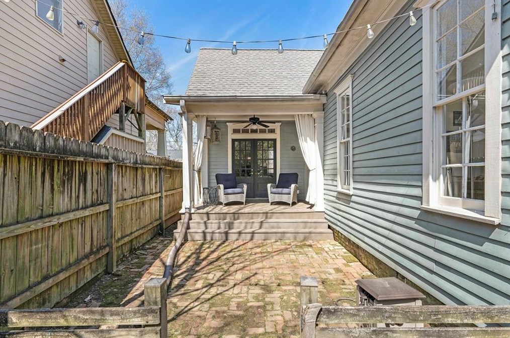 1245 Oak Grv Ave, Atlanta GA  30316-1618 exterior