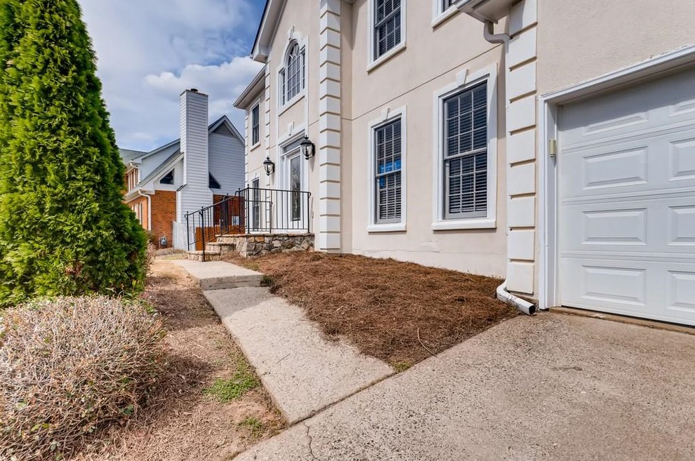 125 Sandridge Ct, Alpharetta, GA 30022-7062