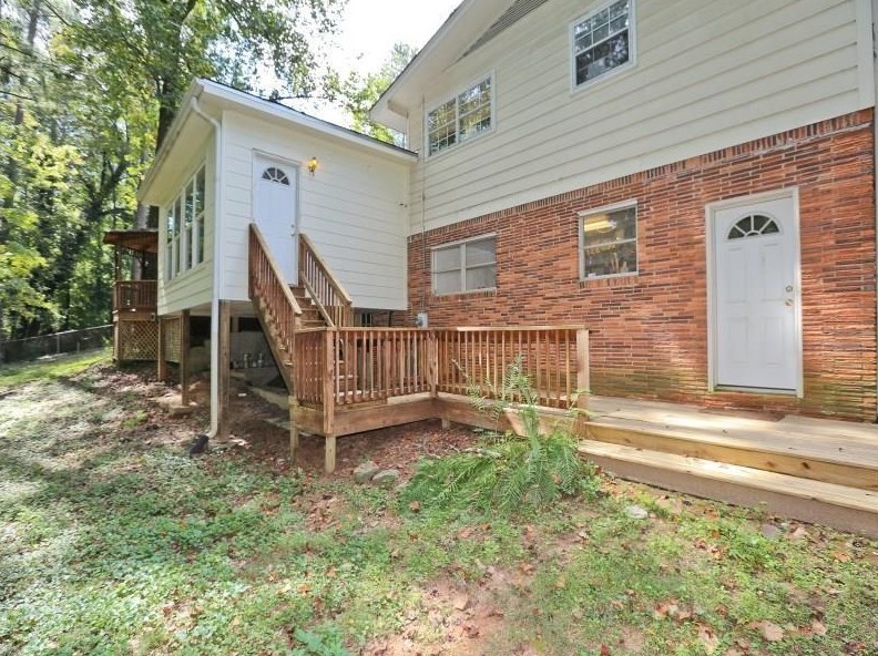 2517 Woodacres Rd, Atlanta GA  30345-1642 exterior
