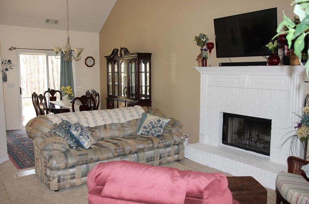 6263 Hardwood Ct, Flowery Branch, GA 30542-7515