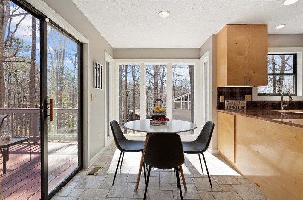 3711 Cedar Ridge Dr, Smyrna GA  30080-5650 exterior