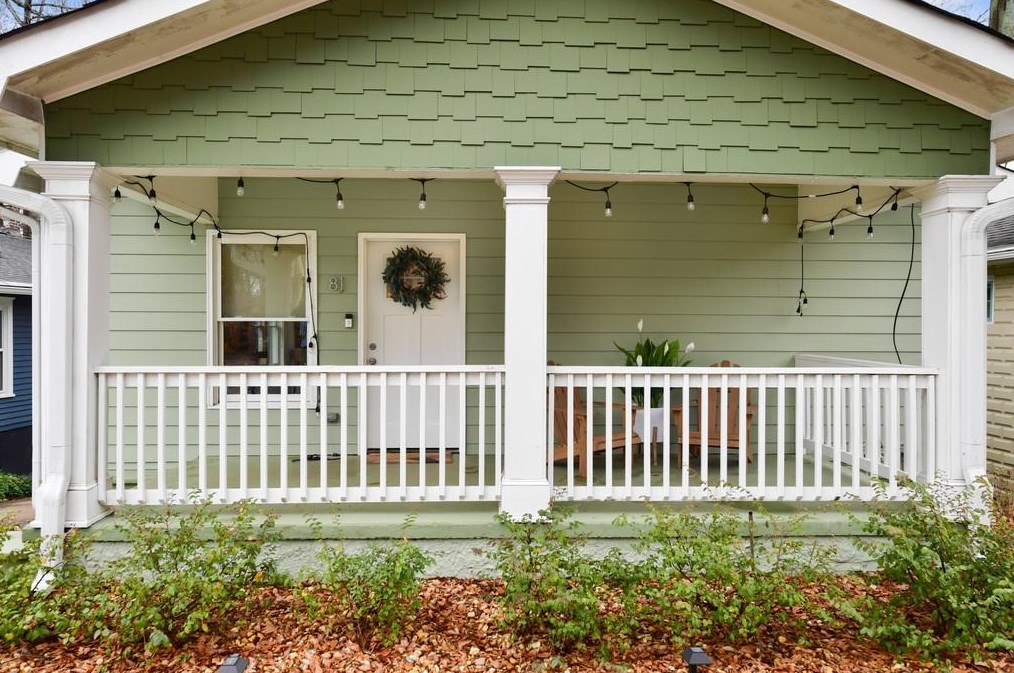 81 Rockyford Rd, Atlanta GA  30317-1339 exterior