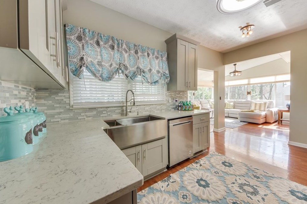 6321 Maid Marion Close, Alpharetta, GA 30005-6407