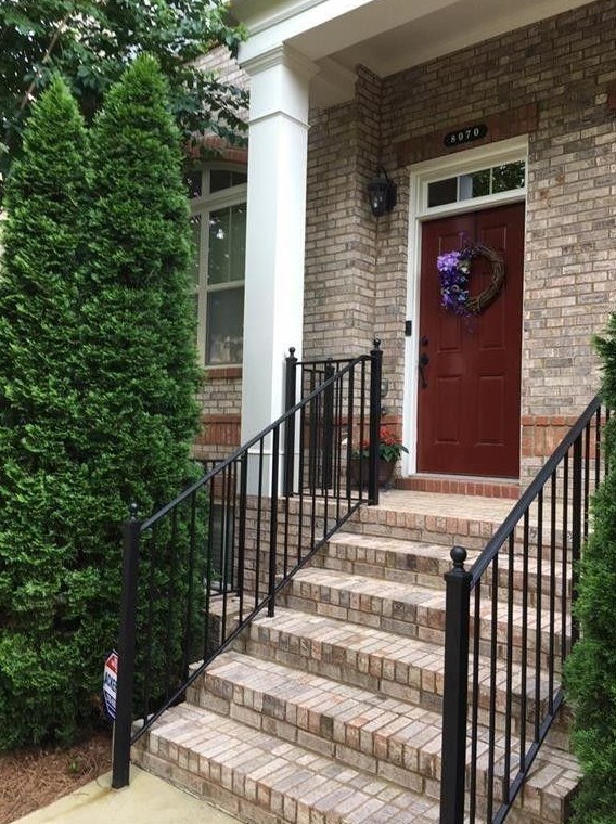 8070 Willoughby Ct, Alpharetta, GA 30005