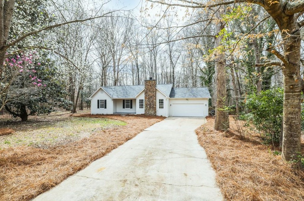 140 Domino Ct, Senoia, GA 30276-1617