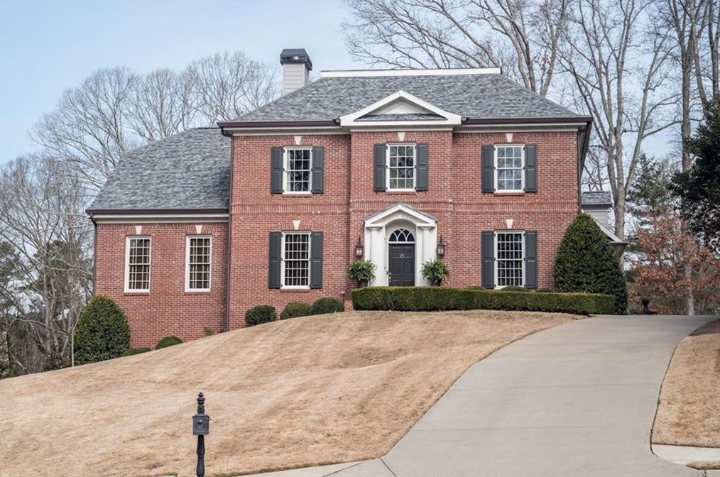 1255 Lake Crest Ter, Roswell, GA 30075-3425
