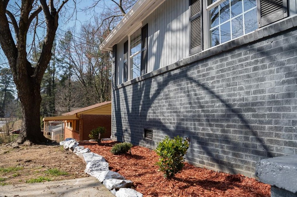 3369 Renault Rd, Atlanta, GA 30354-2833