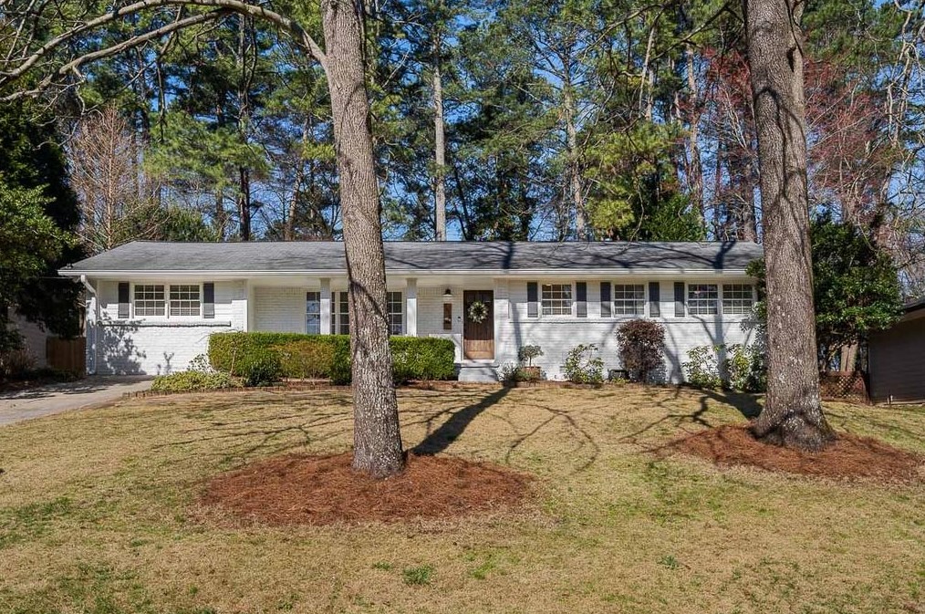 2672 Warwick Cir, Atlanta, GA 30345-1634