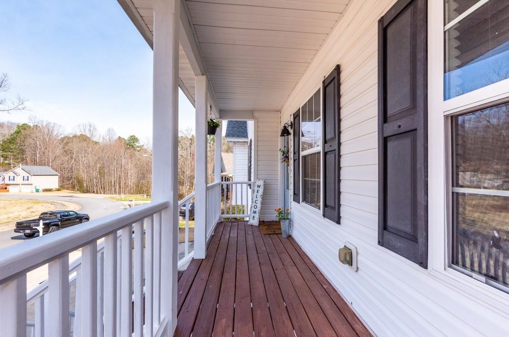 208 Julia Lynn Ln, Acworth, GA 30102-8184