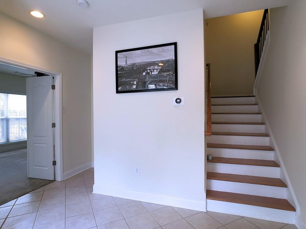 5879 Brookside Oak Cir, Norcross, GA 30093-1751
