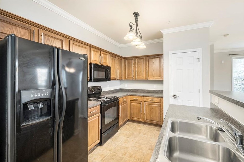 1965 Nocturne Dr, Alpharetta GA 30009-7618 exterior