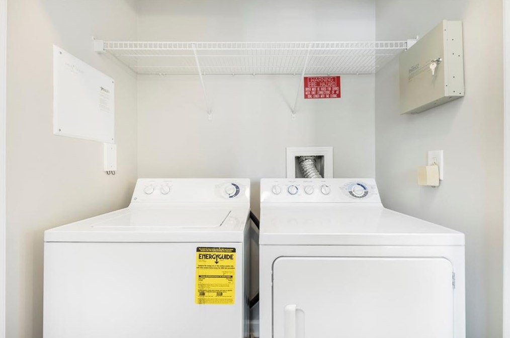 1965 Nocturne Dr, Alpharetta GA 30009-7618 exterior