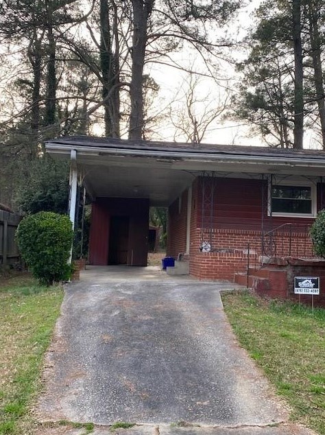 1873 Shamrock Dr, Decatur GA  30032-7006 exterior