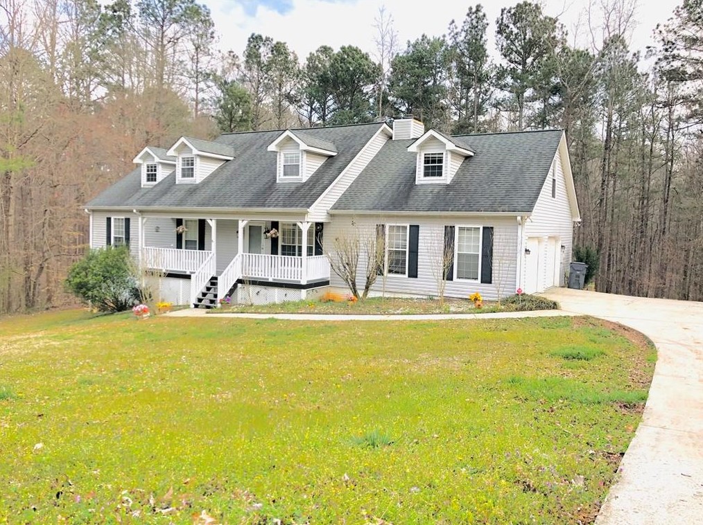 177 Hayes Cir, Rex, GA 30273