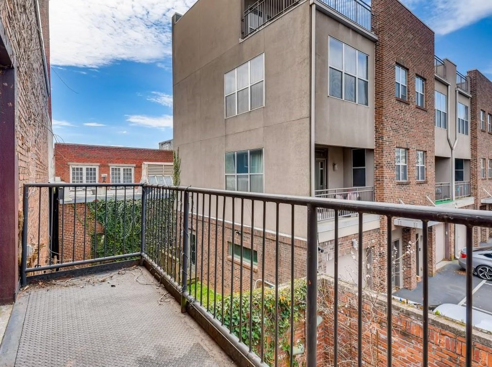 267 Peters St, Atlanta GA  30313-1255 exterior