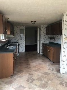 406 Flanders Rd, Dahlonega, GA 30533