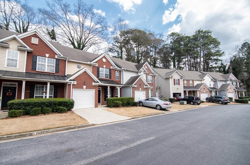 2597 Avery Park Cir, Atlanta, GA 30360