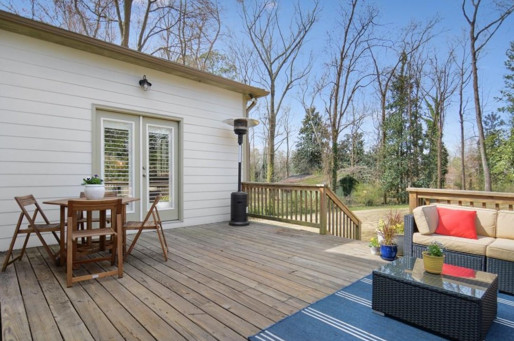 3166 Dunn St, Smyrna GA  30080-4470 exterior