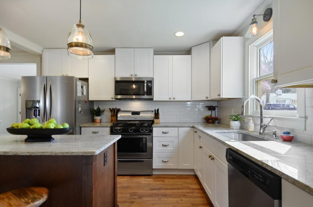 3166 Dunn St, Smyrna GA  30080-4470 exterior