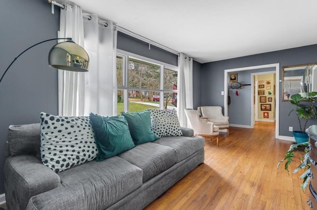 3185 Pinehill Dr, Decatur GA  30032-2801 exterior