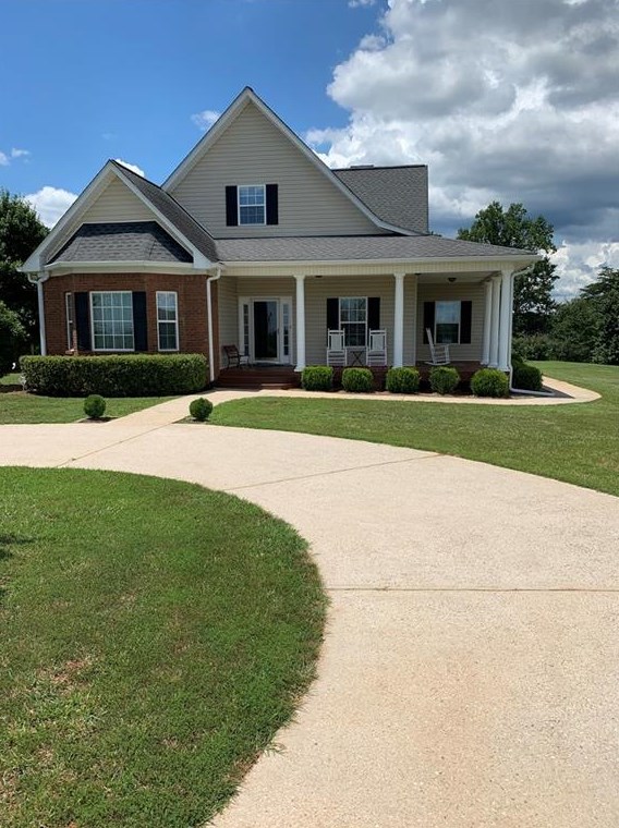 6541 Henry Smith Rd, Murrayville, GA 30564-1122
