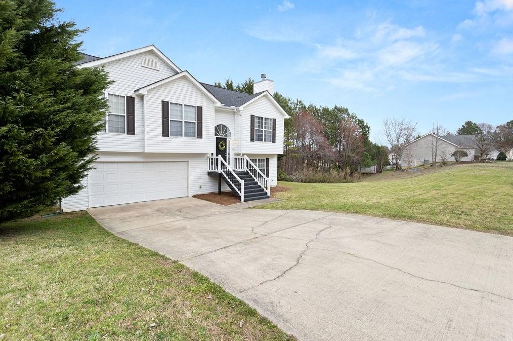 5032 Pristine Pt, Flowery Branch, GA 30542-6434
