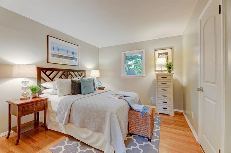 2316 Poplar Springs Dr, Atlanta GA  30319-3942 exterior