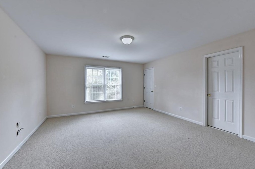 12512 Huntington Trce Ln, Alpharetta GA 30005-7504 exterior