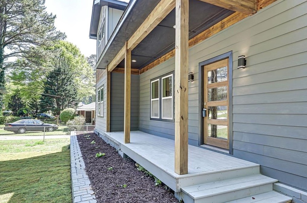 2039 Glendale Dr, Decatur GA  30032-5807 exterior