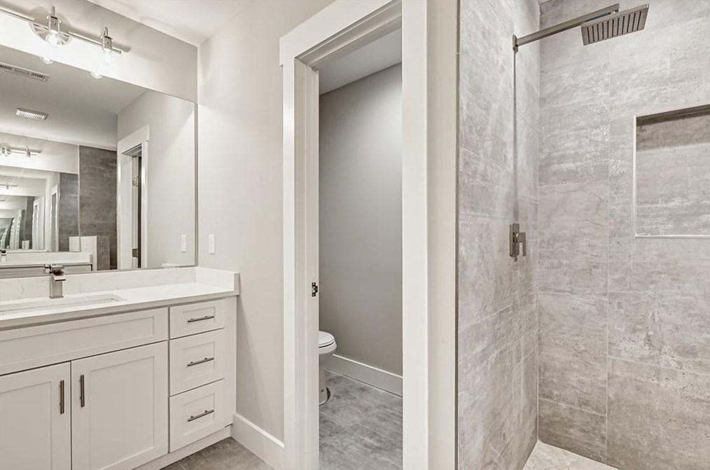 2039 Glendale Dr, Decatur GA  30032-5807 exterior