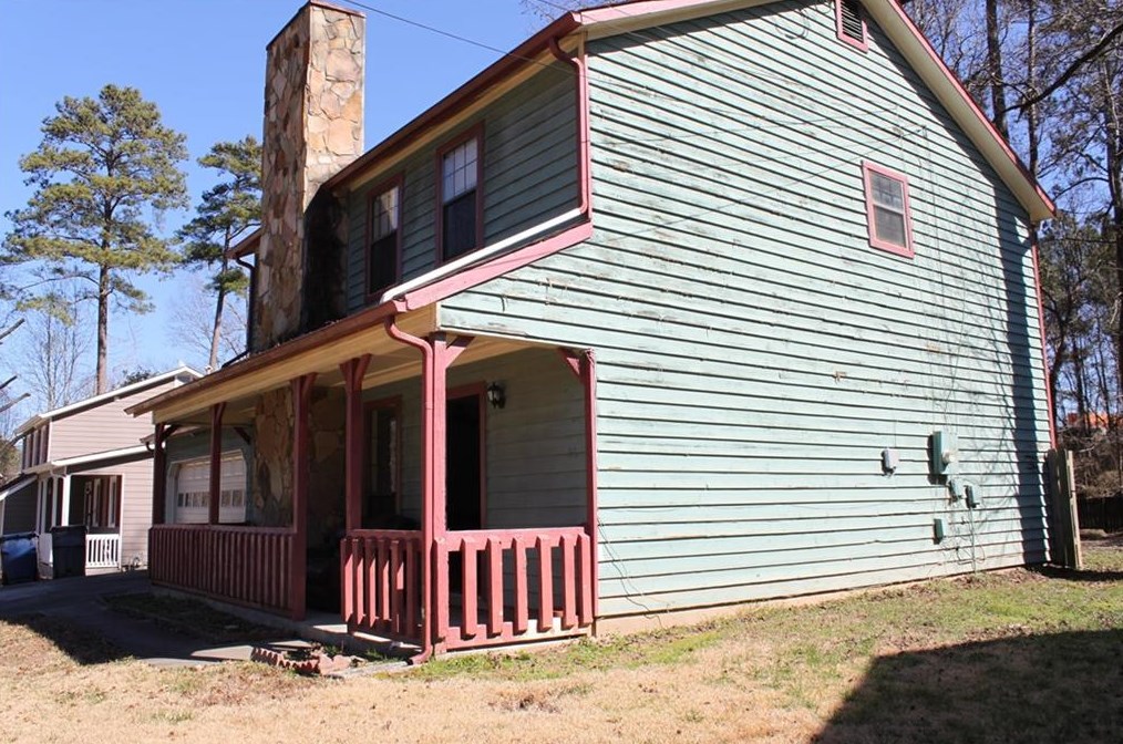 124 Timothy Ln Nw, Lilburn, GA 30047