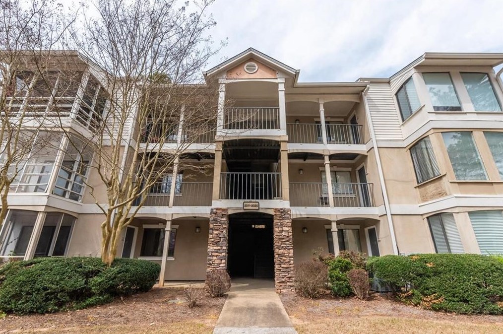 2013 Wingate Way, Atlanta, GA 30350-4950