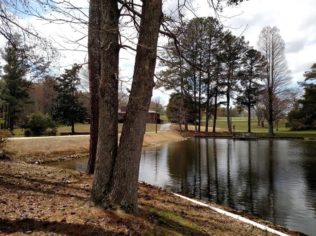 2002 S Flat Rock Rd, Douglasville, GA 30134