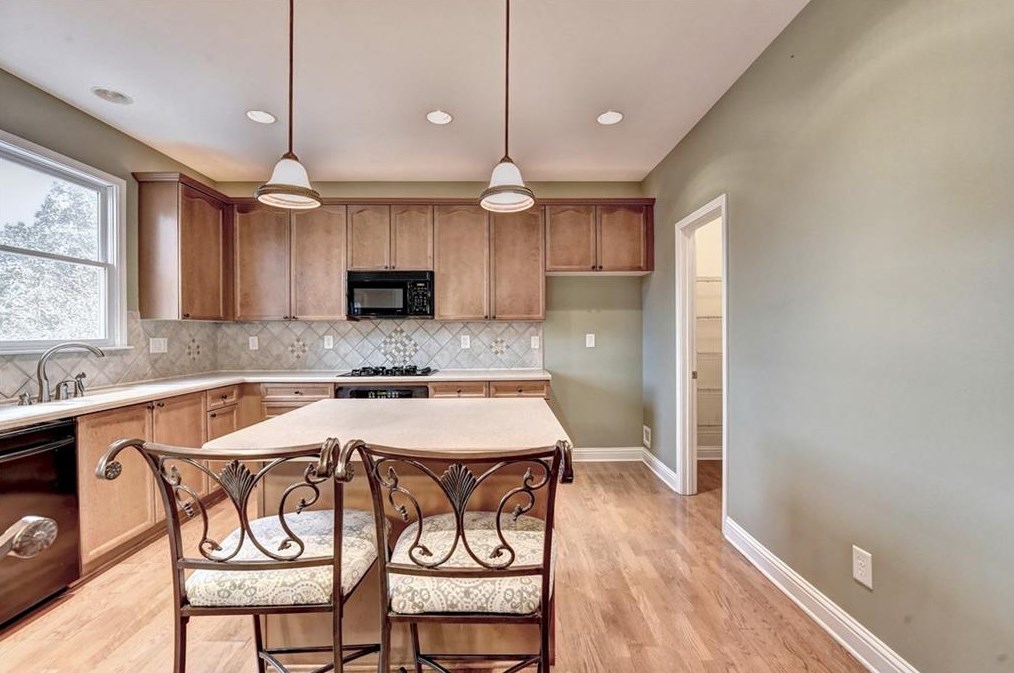 1630 Heatherglade Ln, Lawrenceville GA 30045-9757 exterior