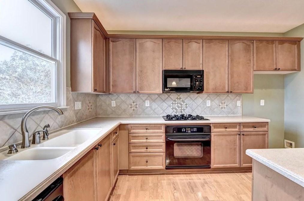 1630 Heatherglade Ln, Lawrenceville GA 30045-9757 exterior