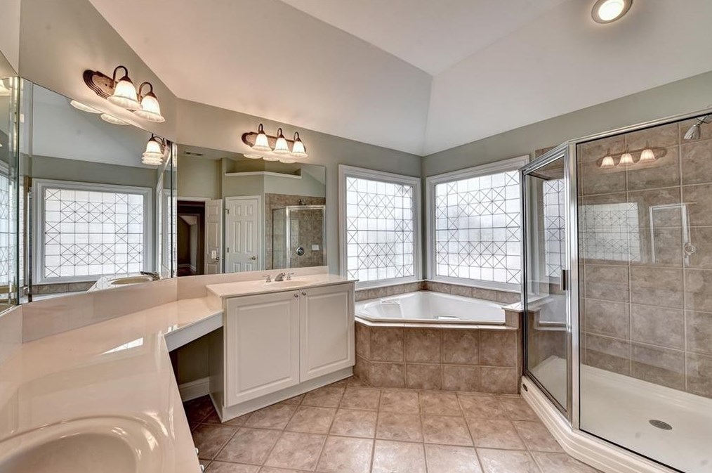 1630 Heatherglade Ln, Lawrenceville GA 30045-9757 exterior