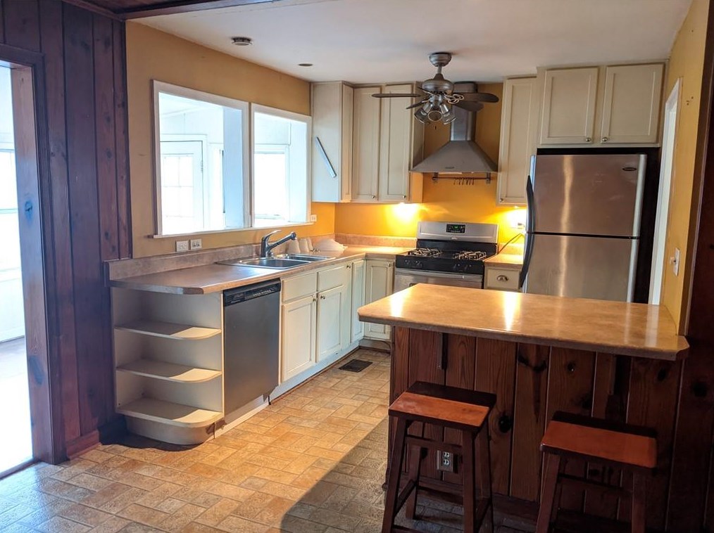 3413 Bennington Dr, Decatur GA  30032-2561 exterior