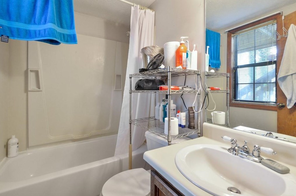 4060 Gann Rd, Smyrna GA 30082-3808 exterior