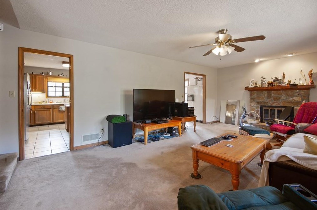 4060 Gann Rd, Smyrna GA  30082-3808 exterior