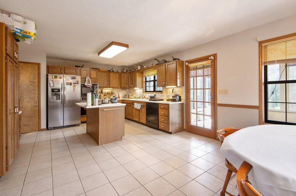 4060 Gann Rd, Smyrna GA 30082-3808 exterior