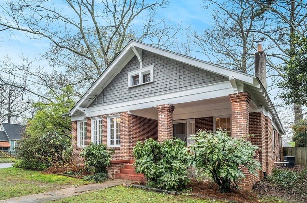 447 Lake Dr, Decatur GA  30030-3531 exterior