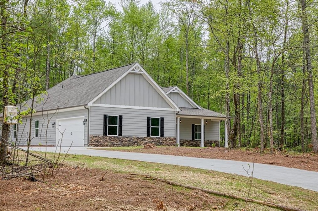 111 Water Oak Dr, Monticello, GA 31064