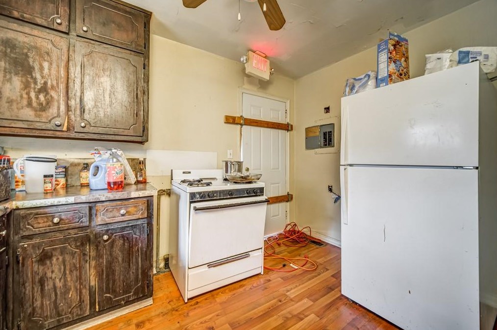 3312 Glenwood Rd, Decatur GA  30032-4274 exterior