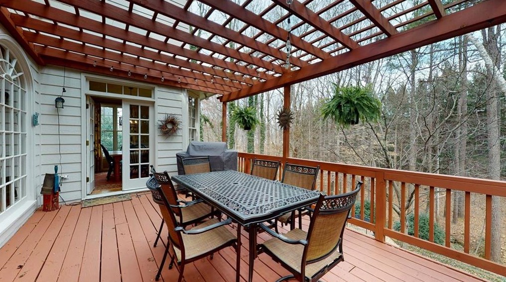 6350 Bannerhorn Run, Alpharetta GA 30005-7402 exterior