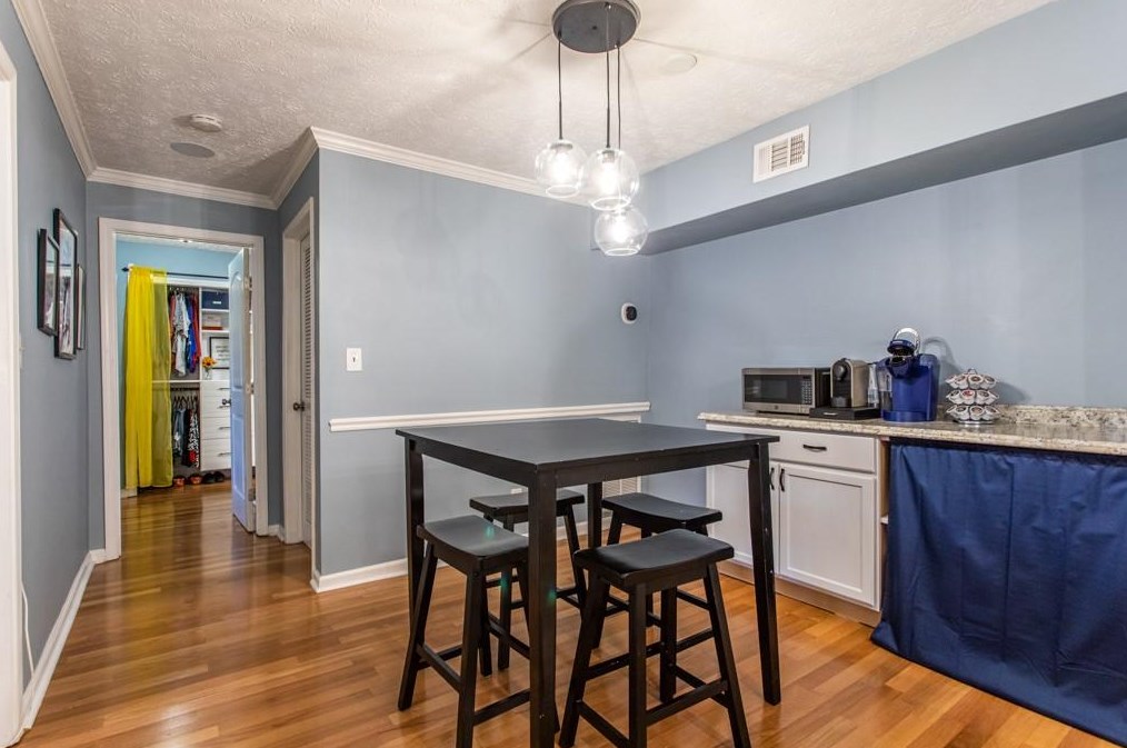 2076 Brian Way, Decatur GA  30033-3830 exterior