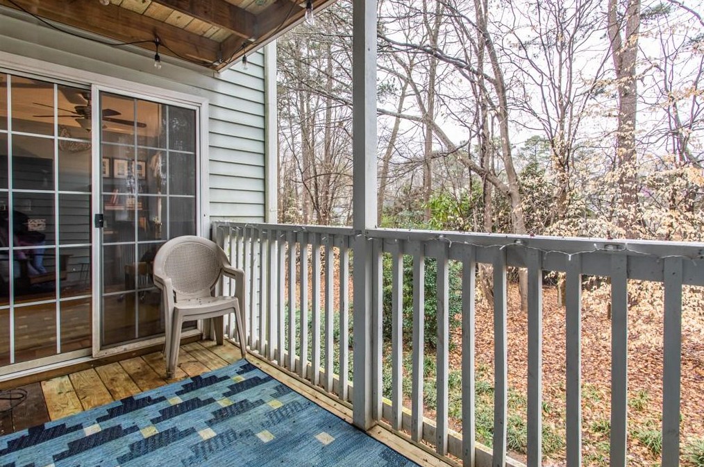 2076 Brian Way, Decatur GA  30033-3830 exterior