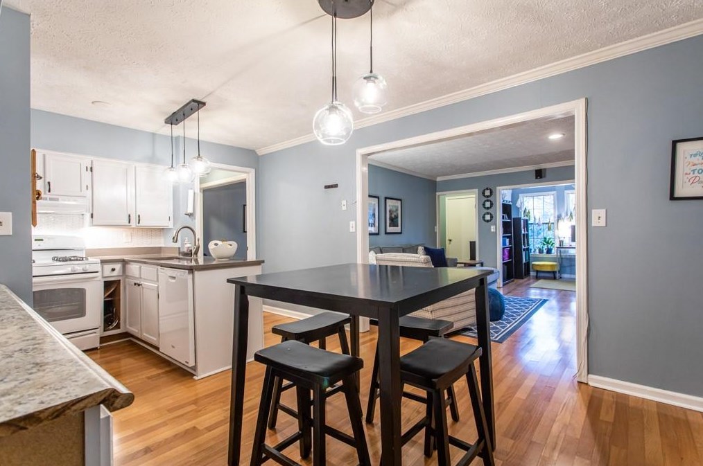 2076 Brian Way, Decatur GA  30033-3830 exterior